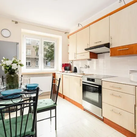 Apartment Good Mood In Center By Renters *