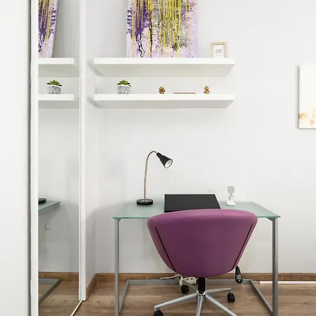 Apartment Good Mood In Center By Renters *